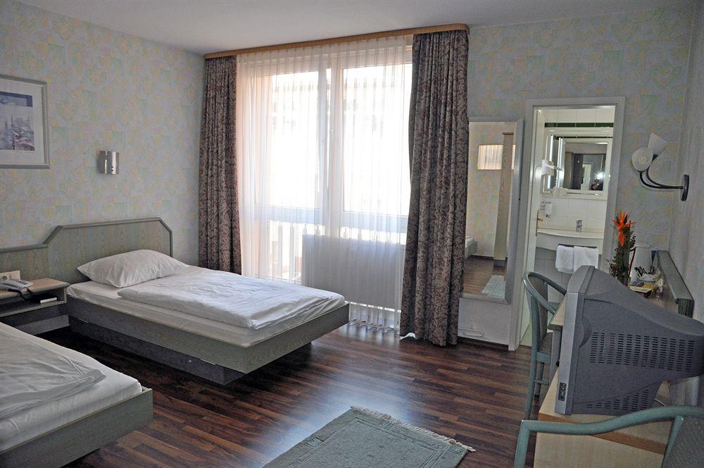 Hotel Astoria 美因河畔法兰克福 外观 照片