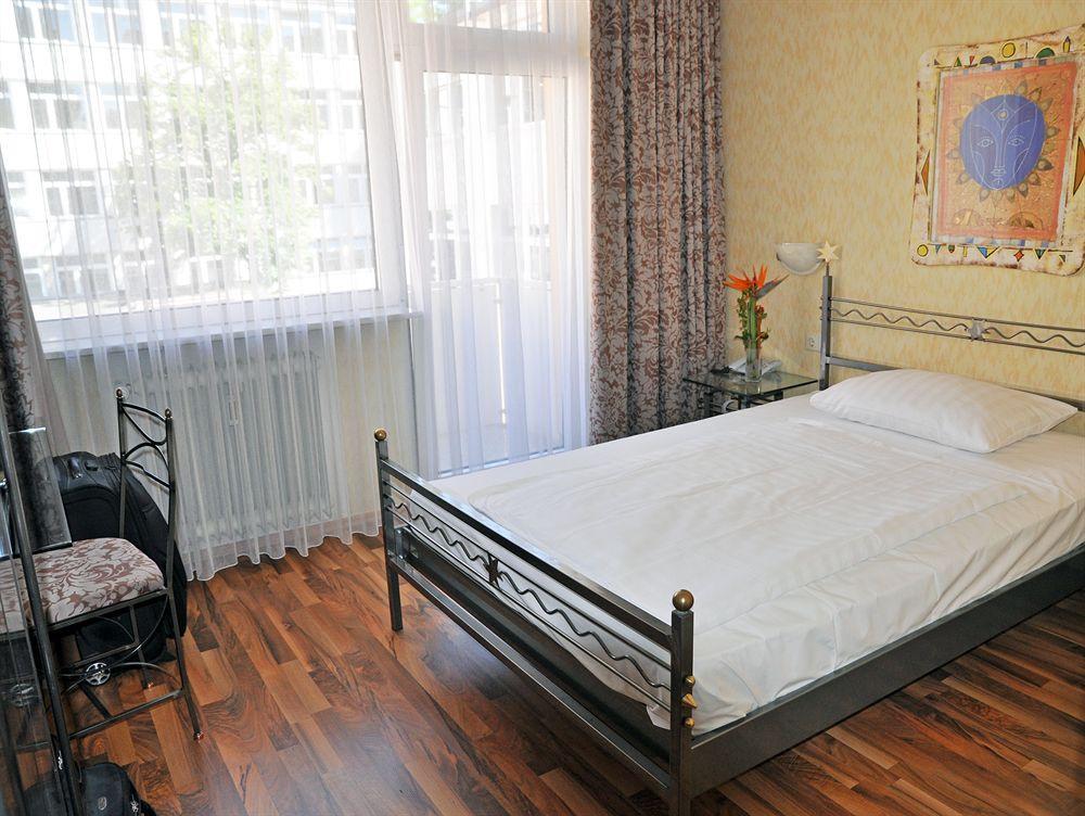 Hotel Astoria 美因河畔法兰克福 外观 照片